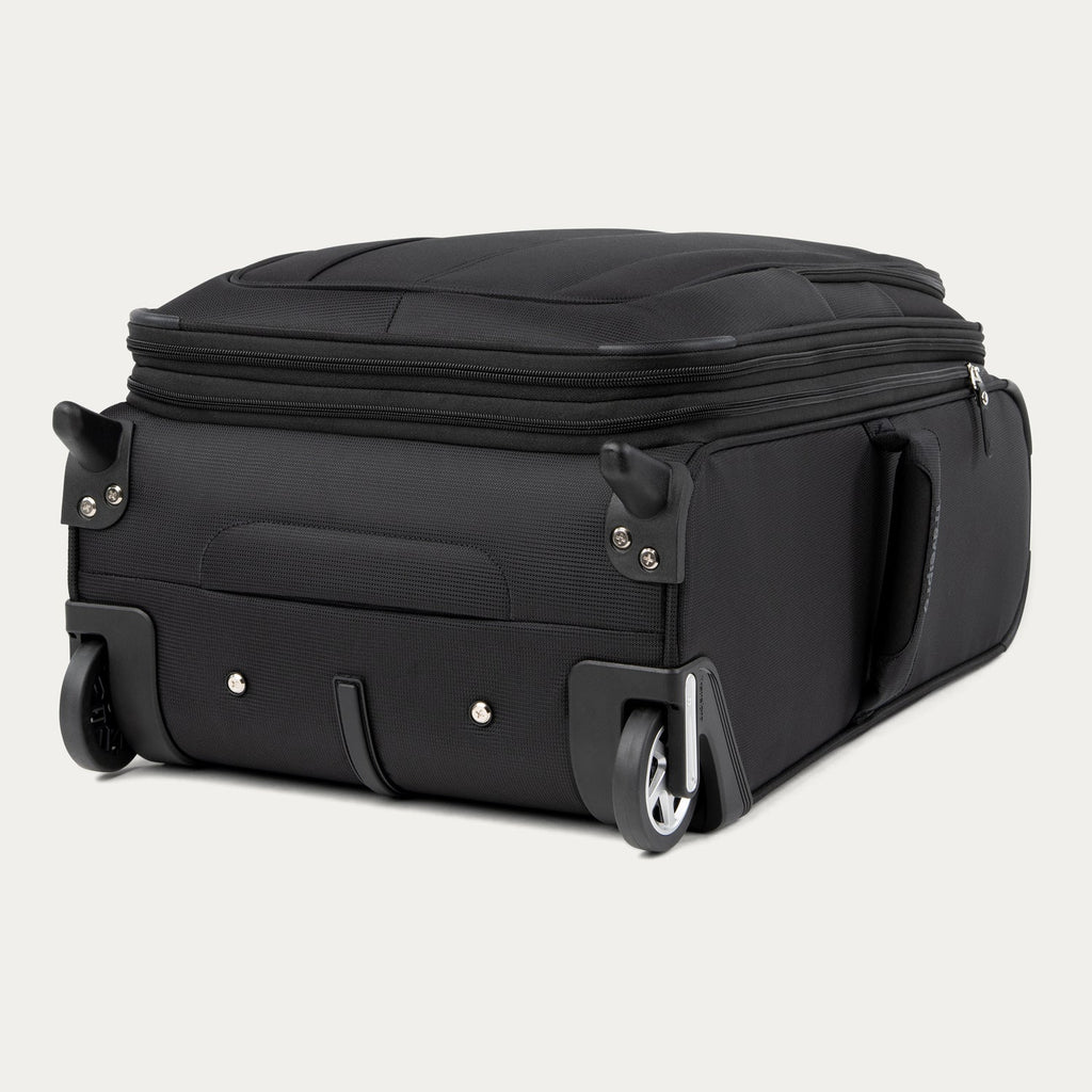 Travelpro Maxlite 5 Carry-On Rollaboard Luggage