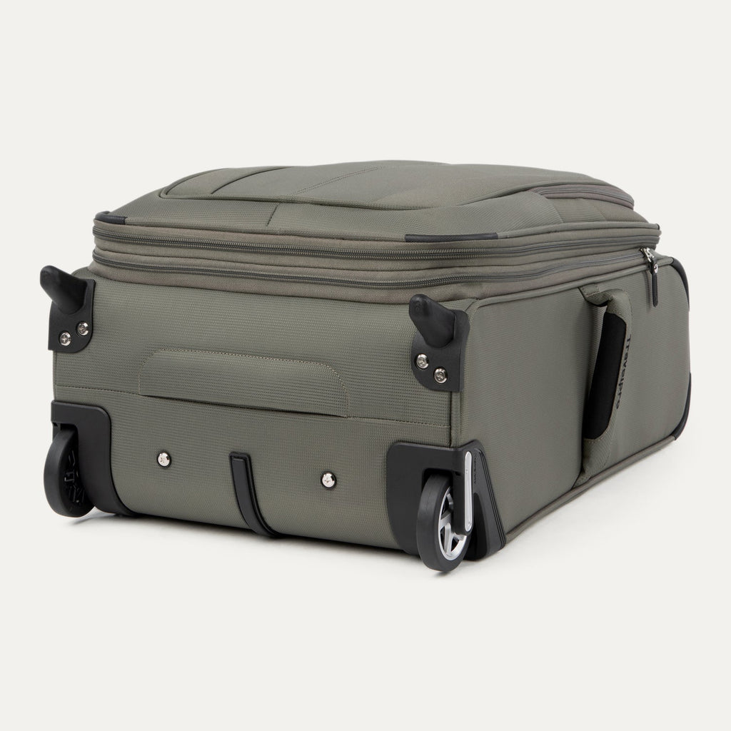 Travelpro Maxlite 5 Carry-On Rollaboard Luggage