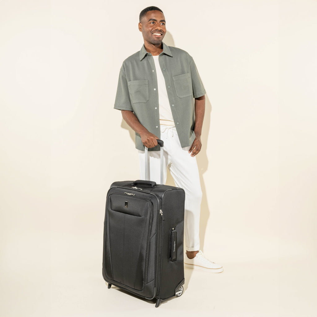 Travelpro Maxlite 5 Medium Check-In Rollaboard Luggage