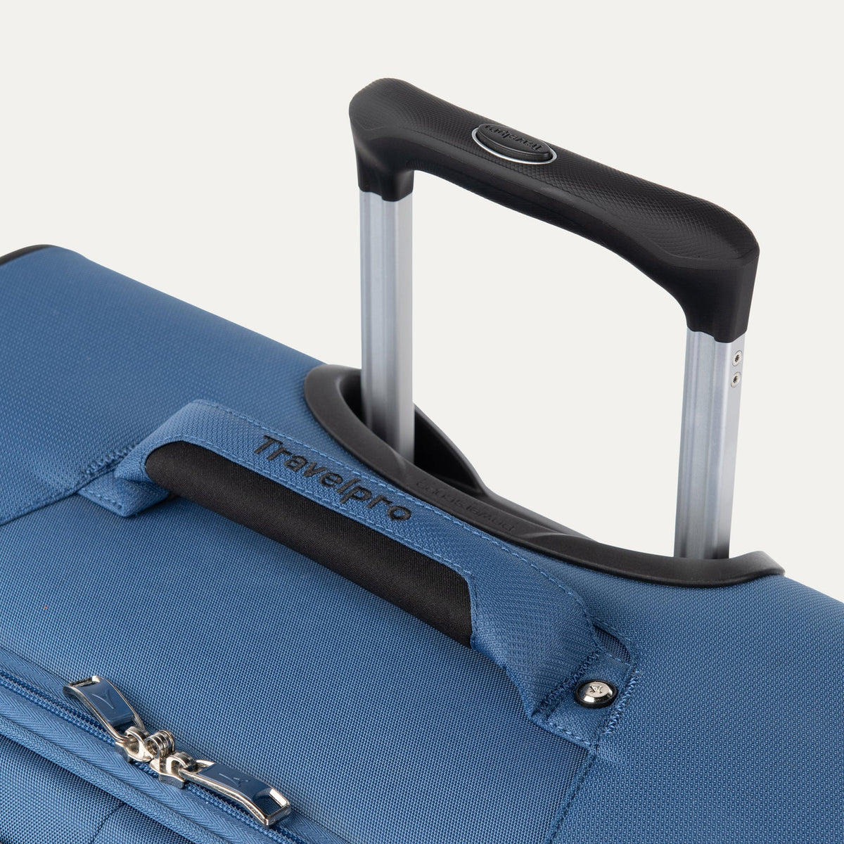 Travelpro Maxlite 5 Medium Check-In Rollaboard Luggage