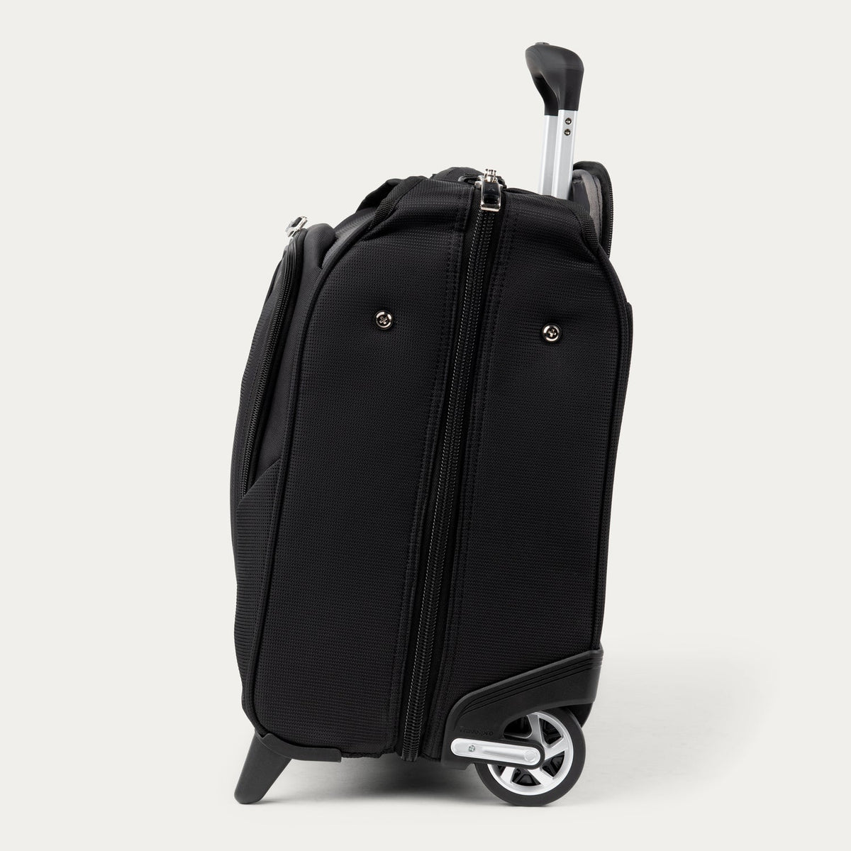 Travelpro Maxlite 5 Rolling Carry-On Garment Bag