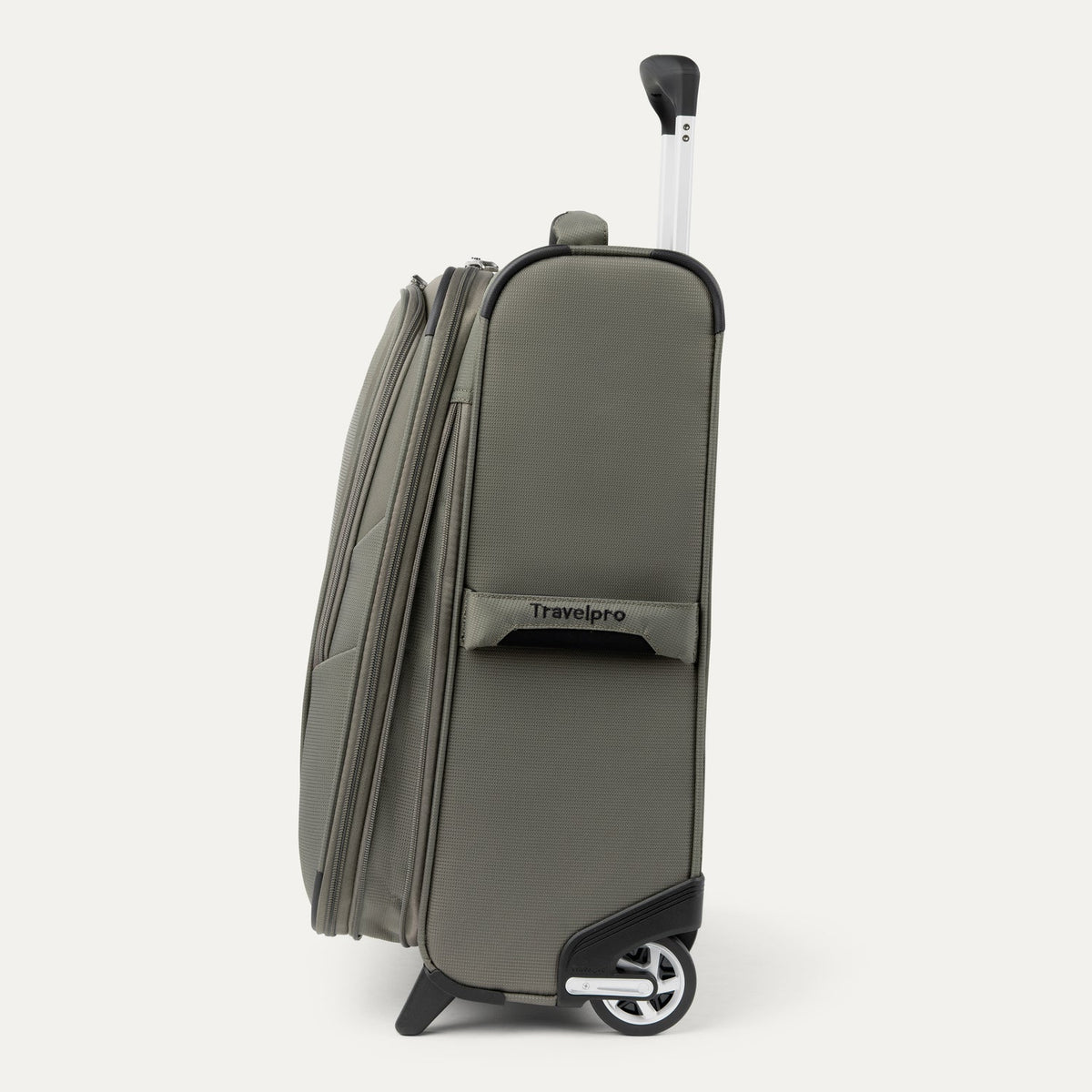 Travelpro Maxlite 5 International Carry-On Rollaboard Luggage