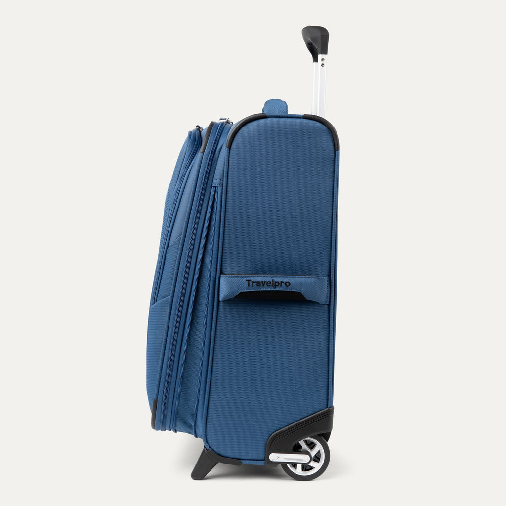 Travelpro Maxlite 5 International Carry-On Rollaboard Luggage