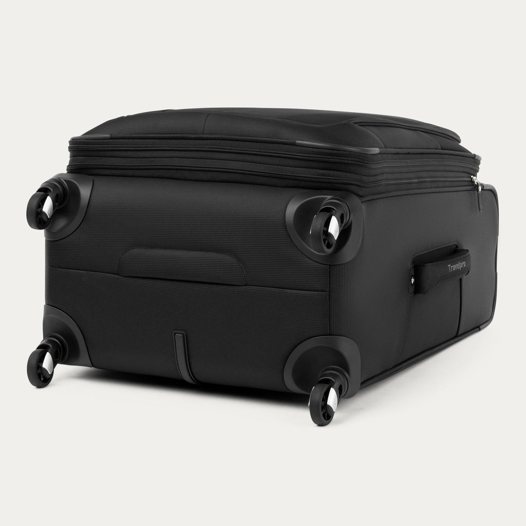 Travelpro Maxlite 5 Medium Check-In Spinner Luggage