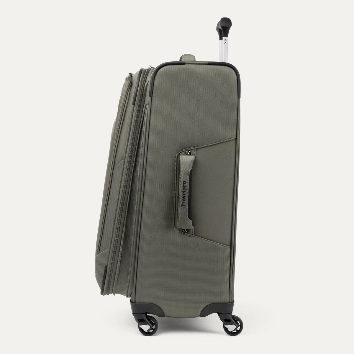 Travelpro Maxlite 5 Medium Check-In Spinner Luggage