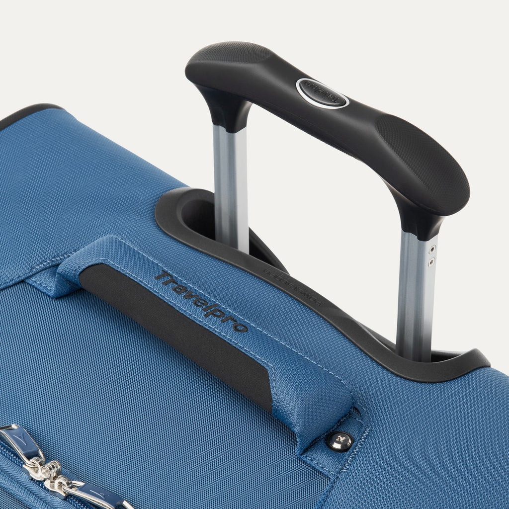 Travelpro Maxlite 5 Medium Check-In Spinner Luggage