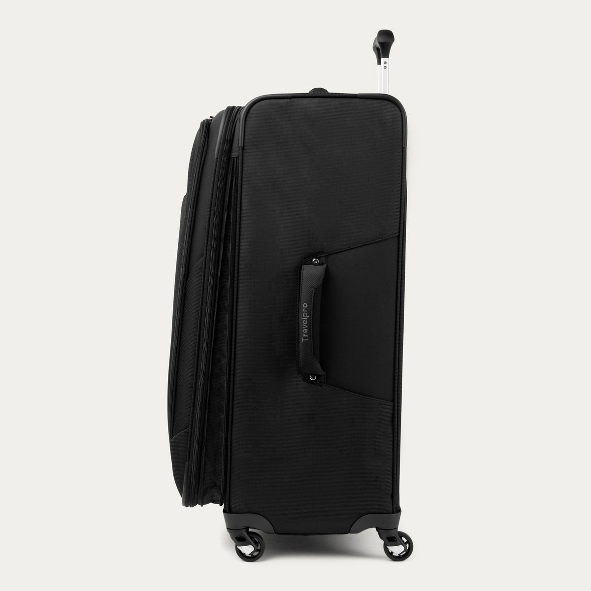 Travelpro Maxlite 5 Large Check-In Spinner Luggage