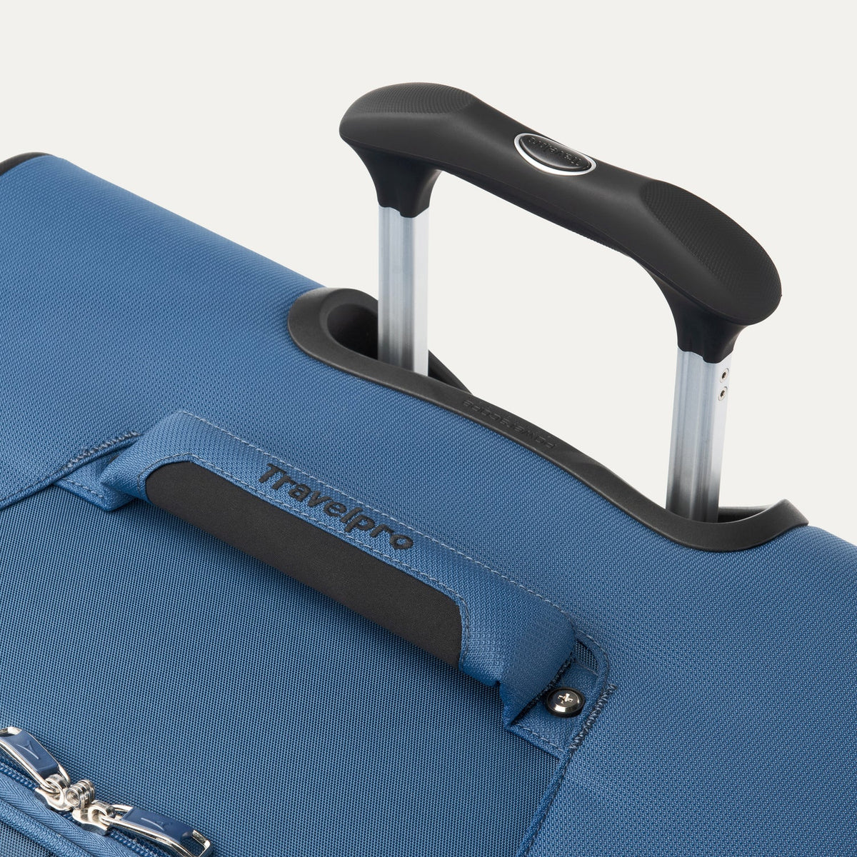 Travelpro Maxlite 5 Large Check-In Spinner Luggage