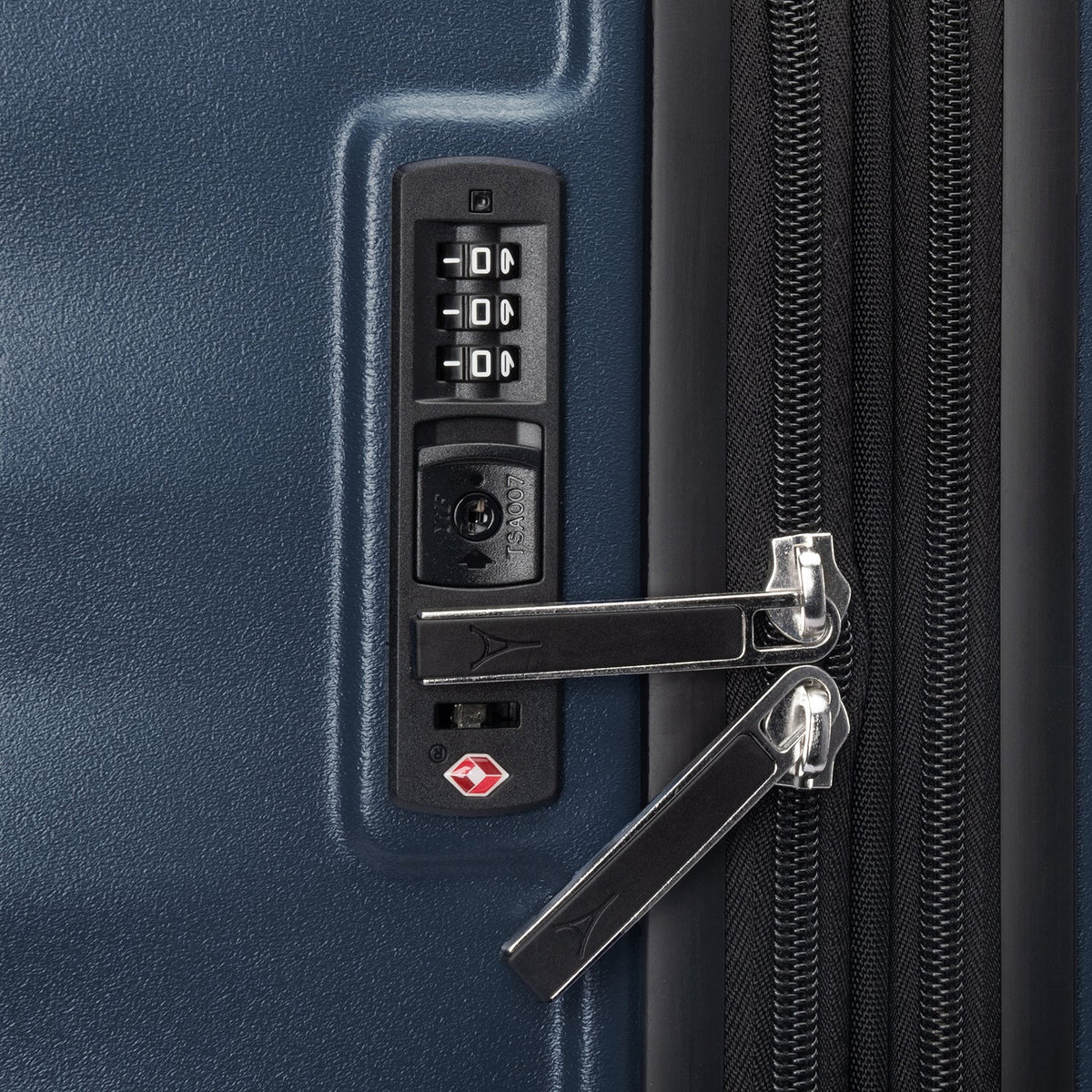 Travelpro Maxlite Air V2 Medium Check-In Hardside Spinner Luggage