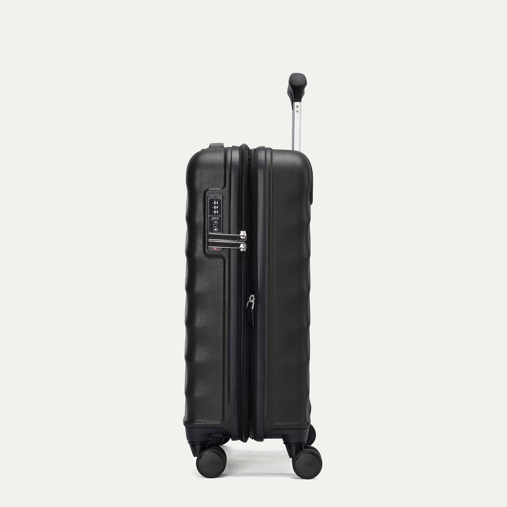 Travelpro Maxlite Air V2 International Carry-On Hardside Spinner Luggage