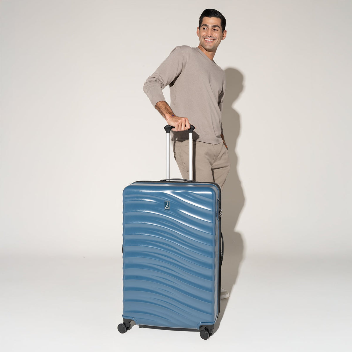 Travelpro Maxlite Air V2 Large Check-In Hardside Spinner Luggage