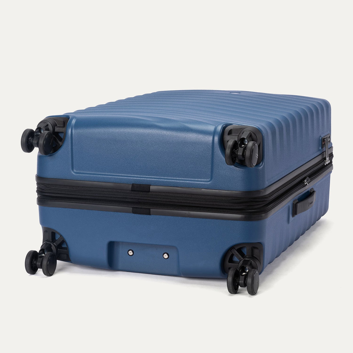 Travelpro Maxlite Air V2 Large Check-In Hardside Spinner Luggage