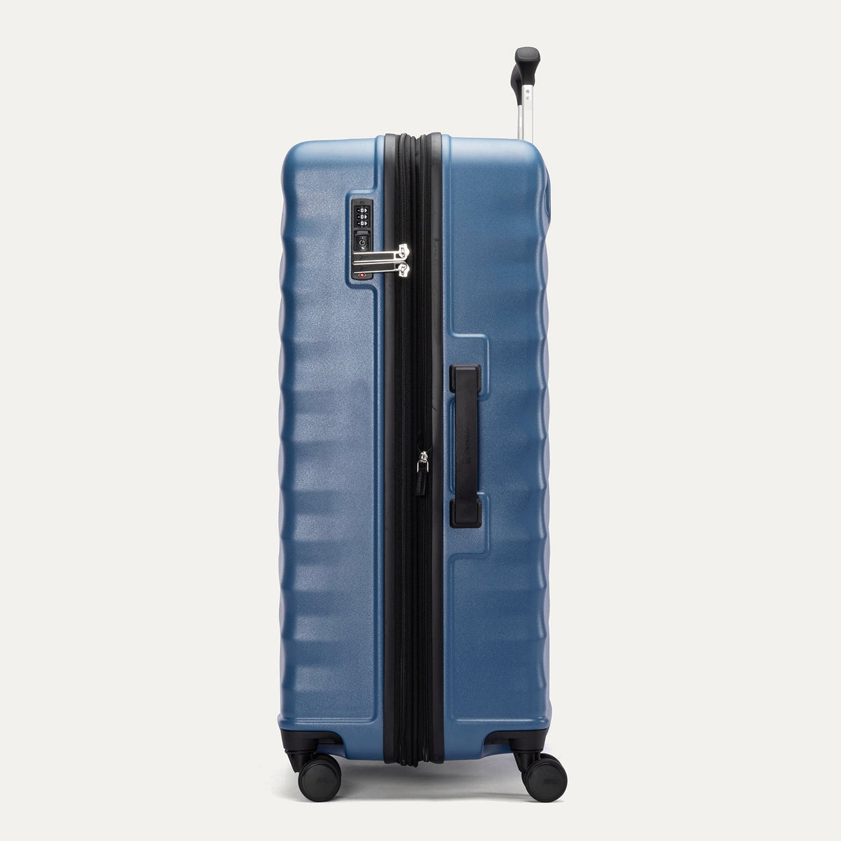 Travelpro Maxlite Air V2 Large Check-In Hardside Spinner Luggage