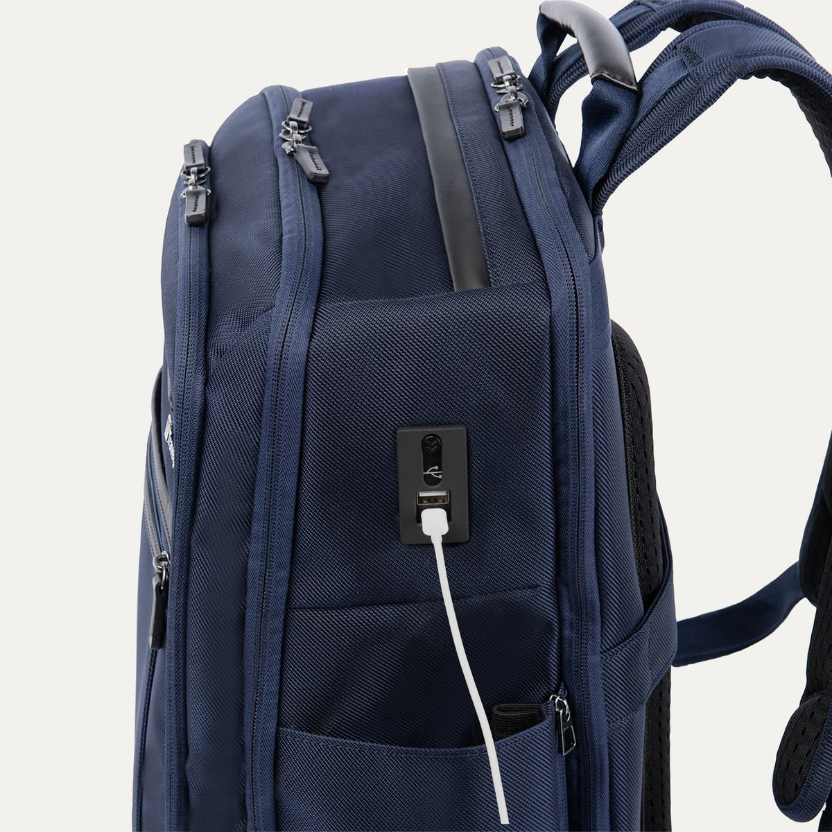 Travelpro Crew Executive Choice 3 Large Travel Backpack