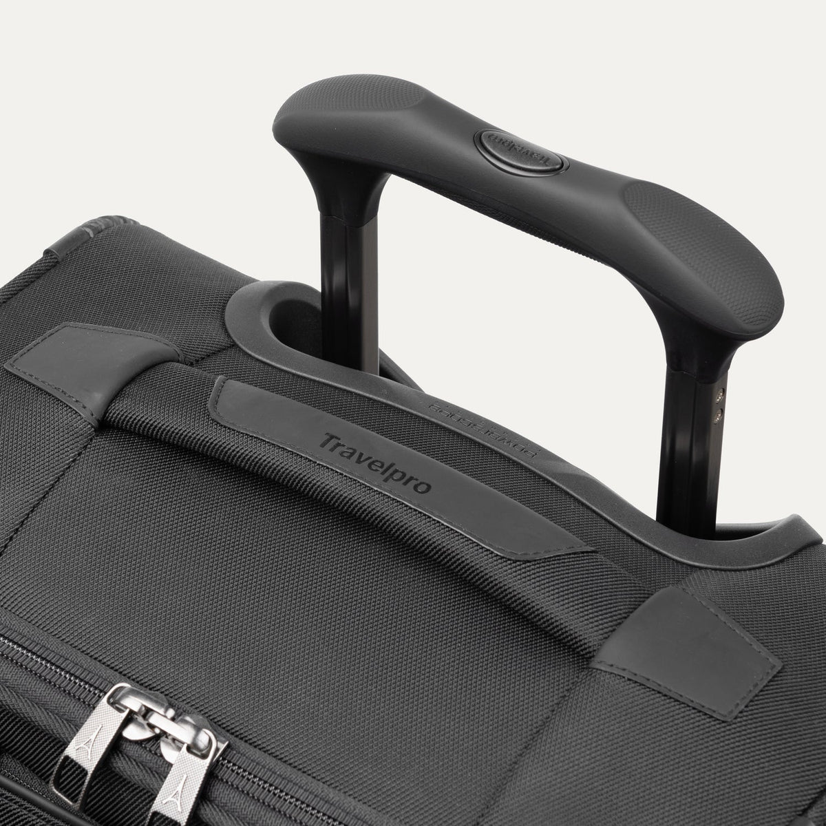 Travelpro Crew Classic Carry-On / Medium Check-In Luggage Set