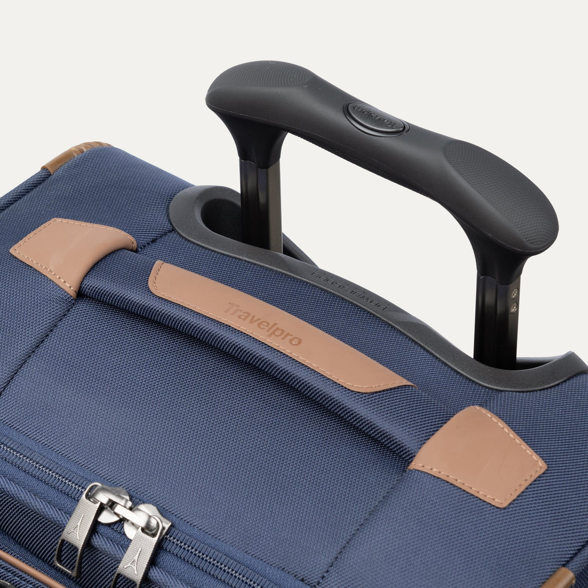 Travelpro Crew Classic Carry-On / Medium Check-In Luggage Set