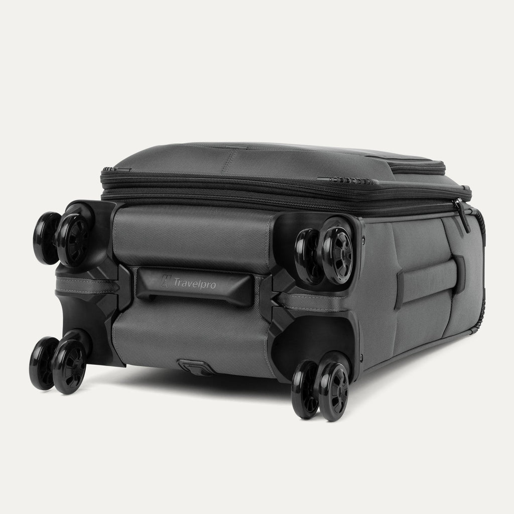 Travelpro Crew Classic Compact Carry-On / Large Check-In Luggage Set