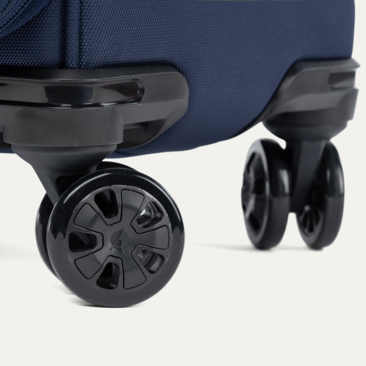 Travelpro Crew Classic Medium Check-In Spinner Luggage