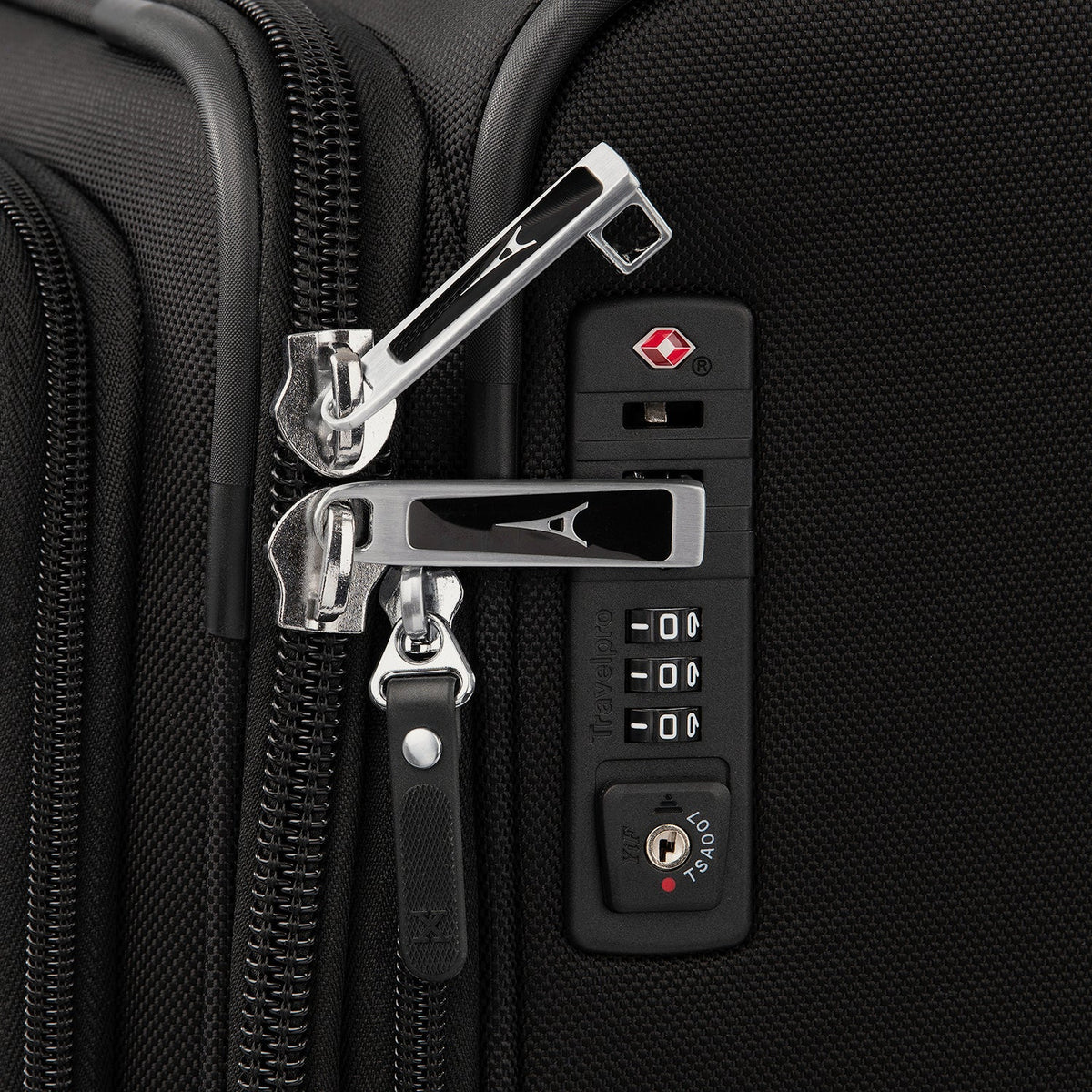 Travelpro Platinum Elite Carry-On / Medium Check-In Luggage Set