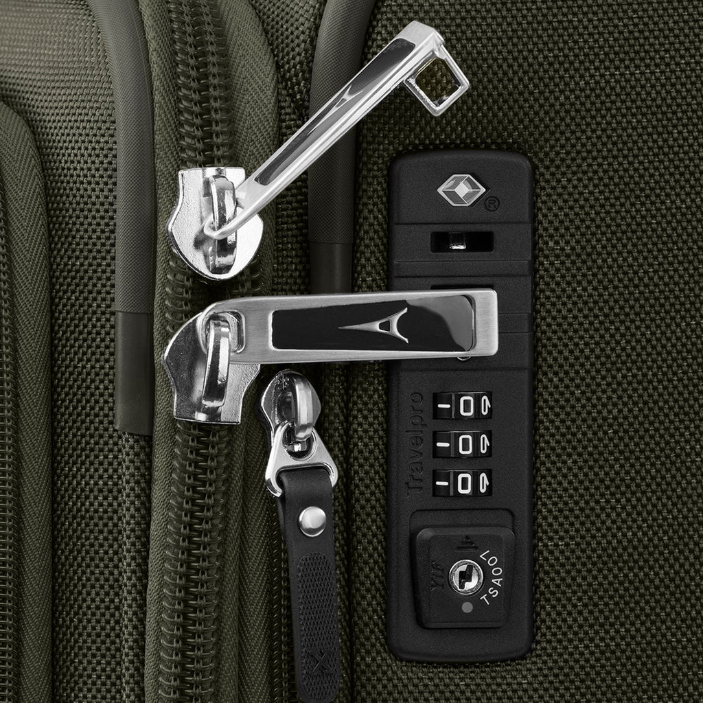 Travelpro Platinum Elite Large Check-In Spinner Luggage