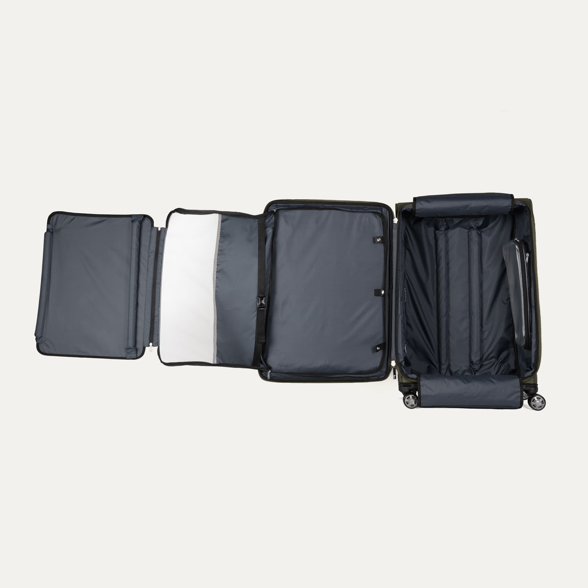 Travelpro Platinum Elite Large Check-In Spinner Luggage