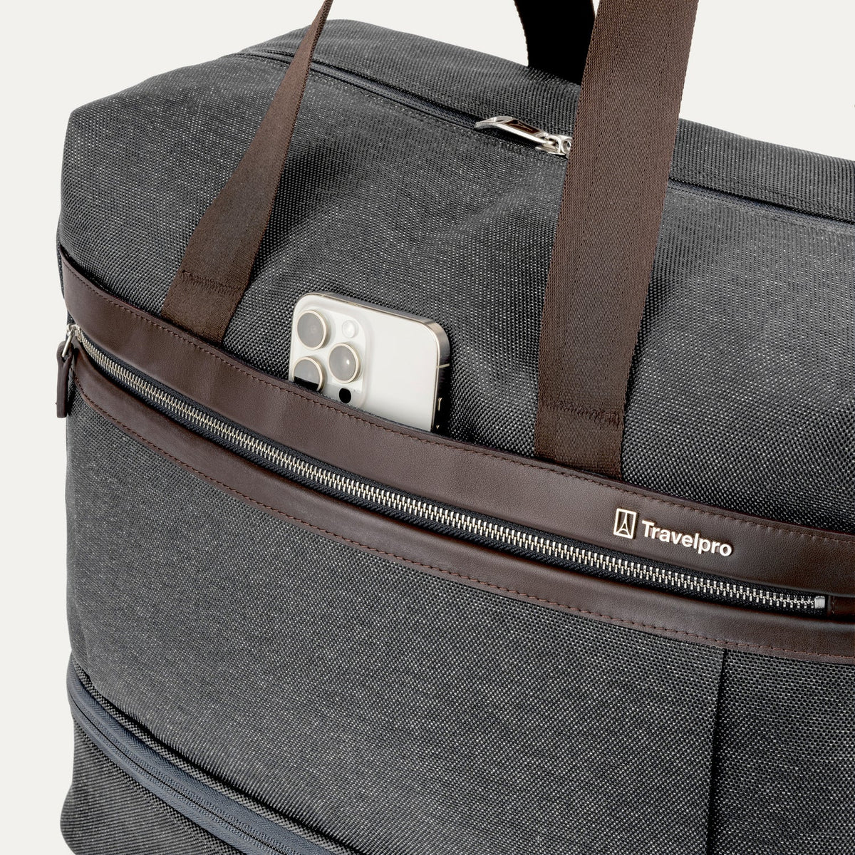 Travelpro Platinum Elite Drop-Bottom Weekender