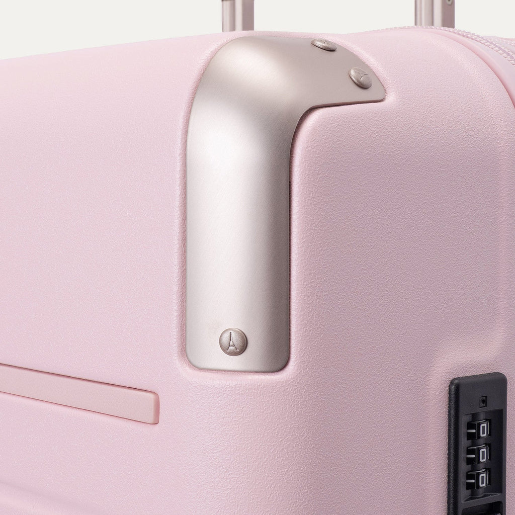 Travelpro Platinum Elite Medium Check-In Hardside Spinner Luggage