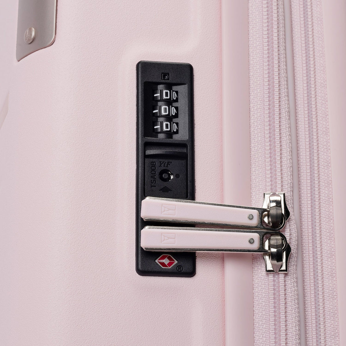 Travelpro Platinum Elite Medium Check-In Hardside Spinner Luggage