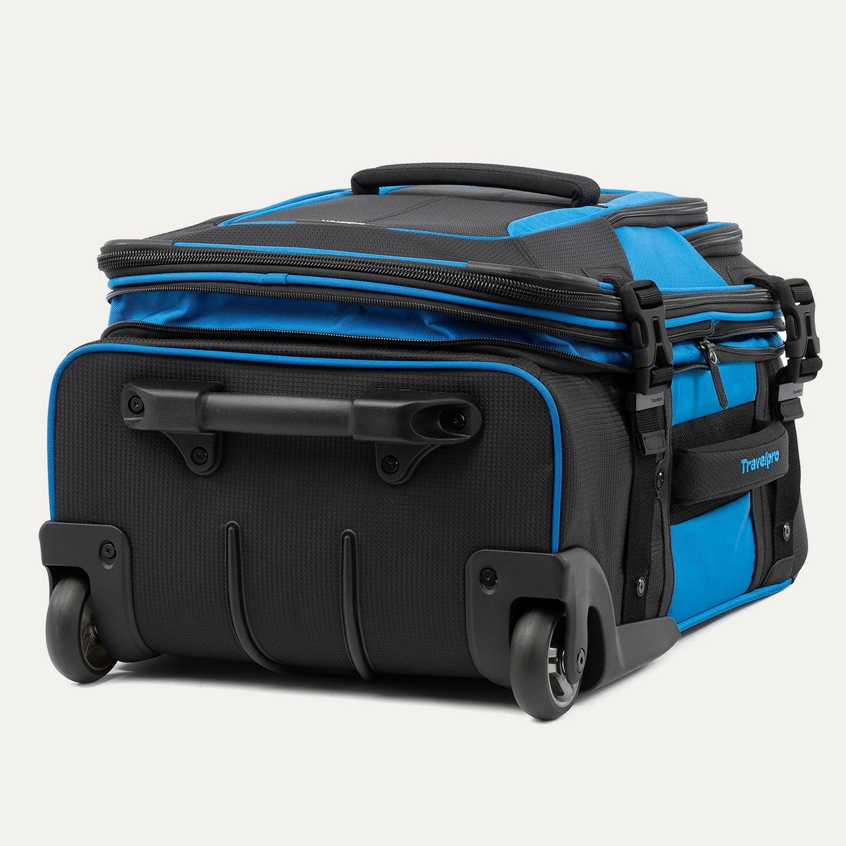Travelpro Bold 22-Inch / 28-Inch Rollaboard Luggage Set