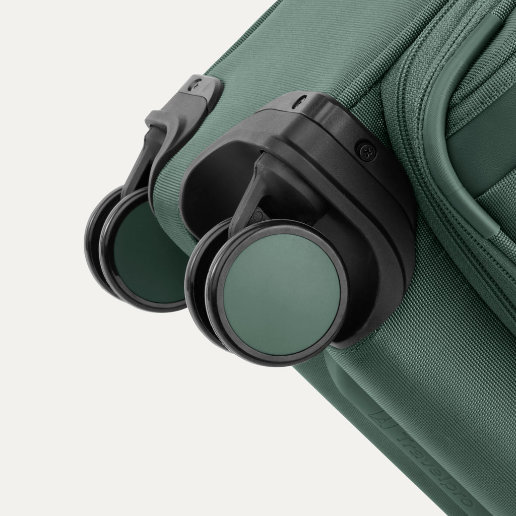 Travelpro VersaPack+ Carry-On / Medium Check-In Luggage Set
