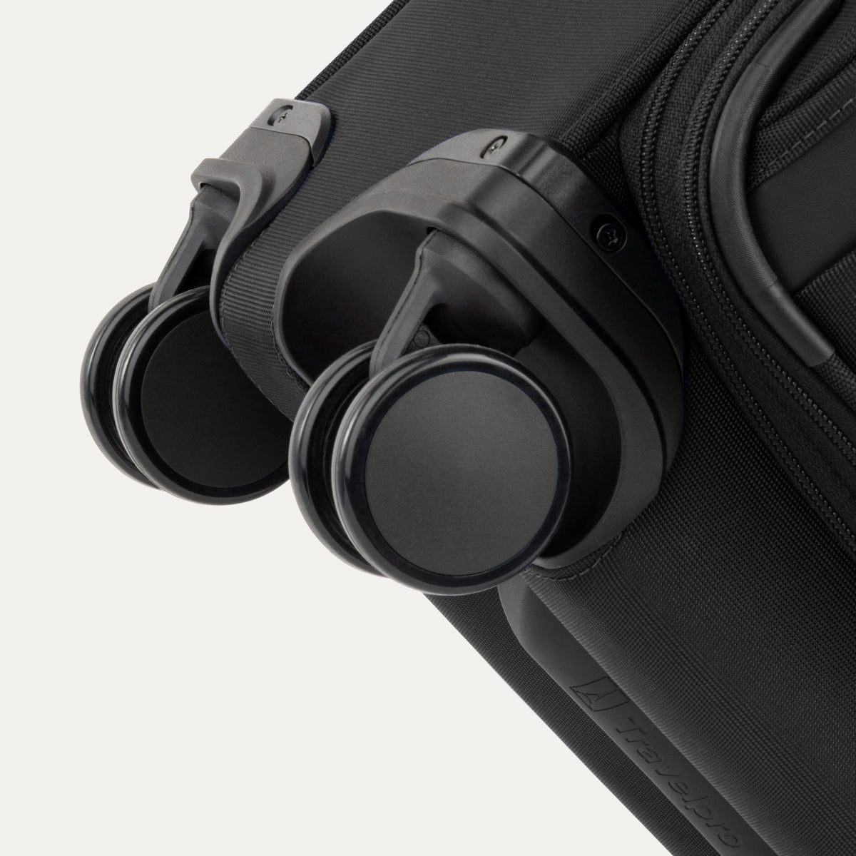 Travelpro VersaPack+ Carry-On / Large Check-In Luggage Set
