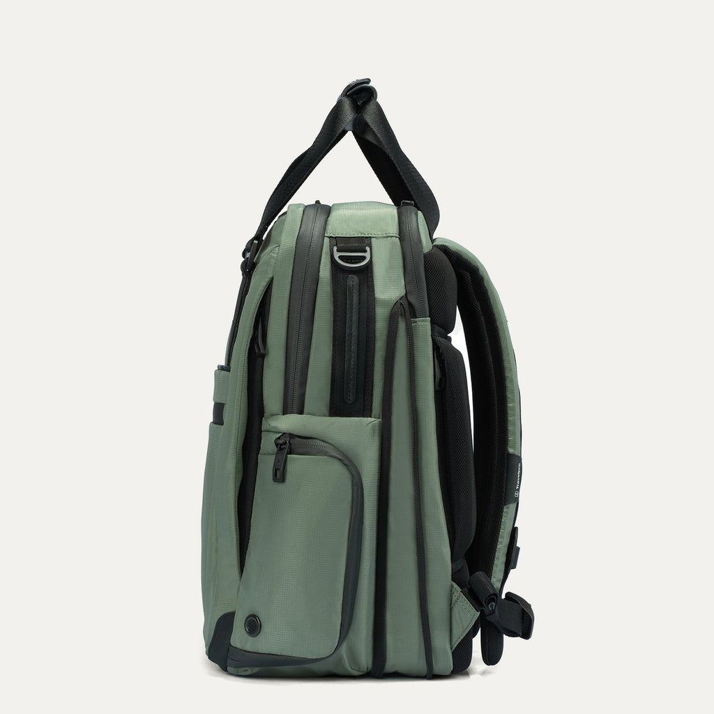 Travelpro Altitude Medium Expandable Laptop Backpack 25-30L