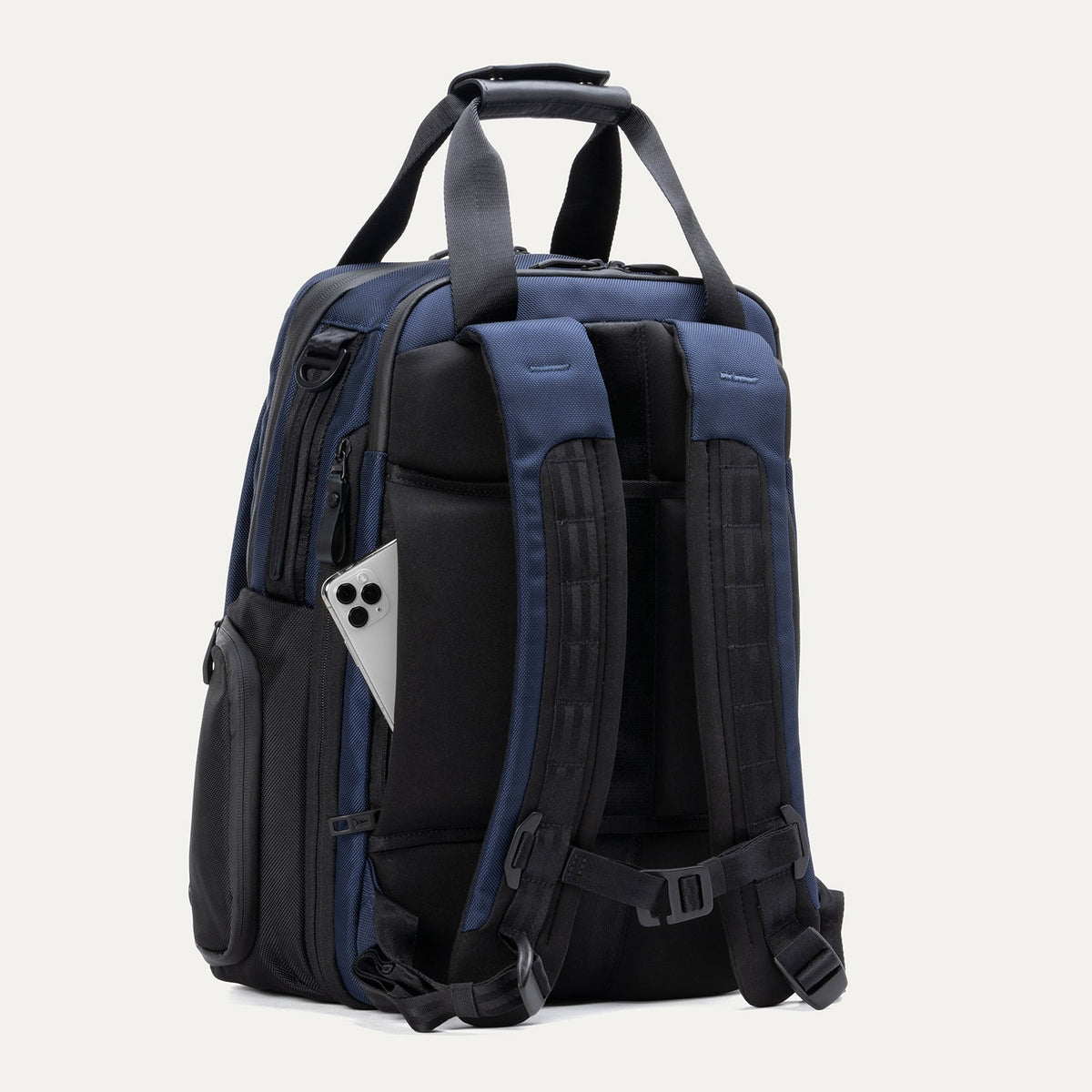 Travelpro Altitude Medium Expandable Laptop Backpack 25-30L
