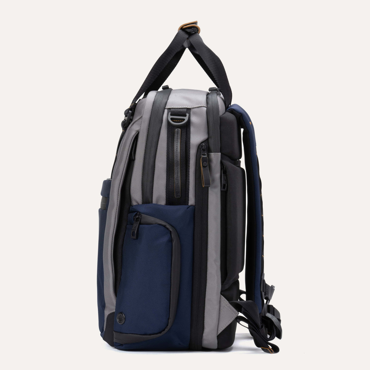 Travelpro Altitude Medium Expandable Laptop Backpack 25-30L