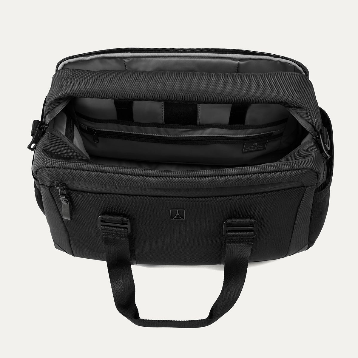 Travelpro Altitude Day-to-Day Duffel