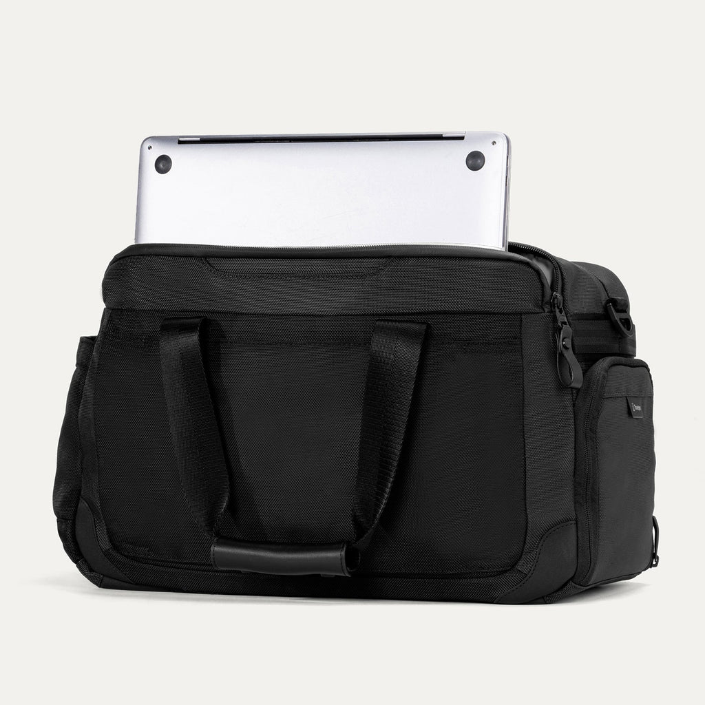 Travelpro Altitude Day-to-Day Duffel - Stellar Grey