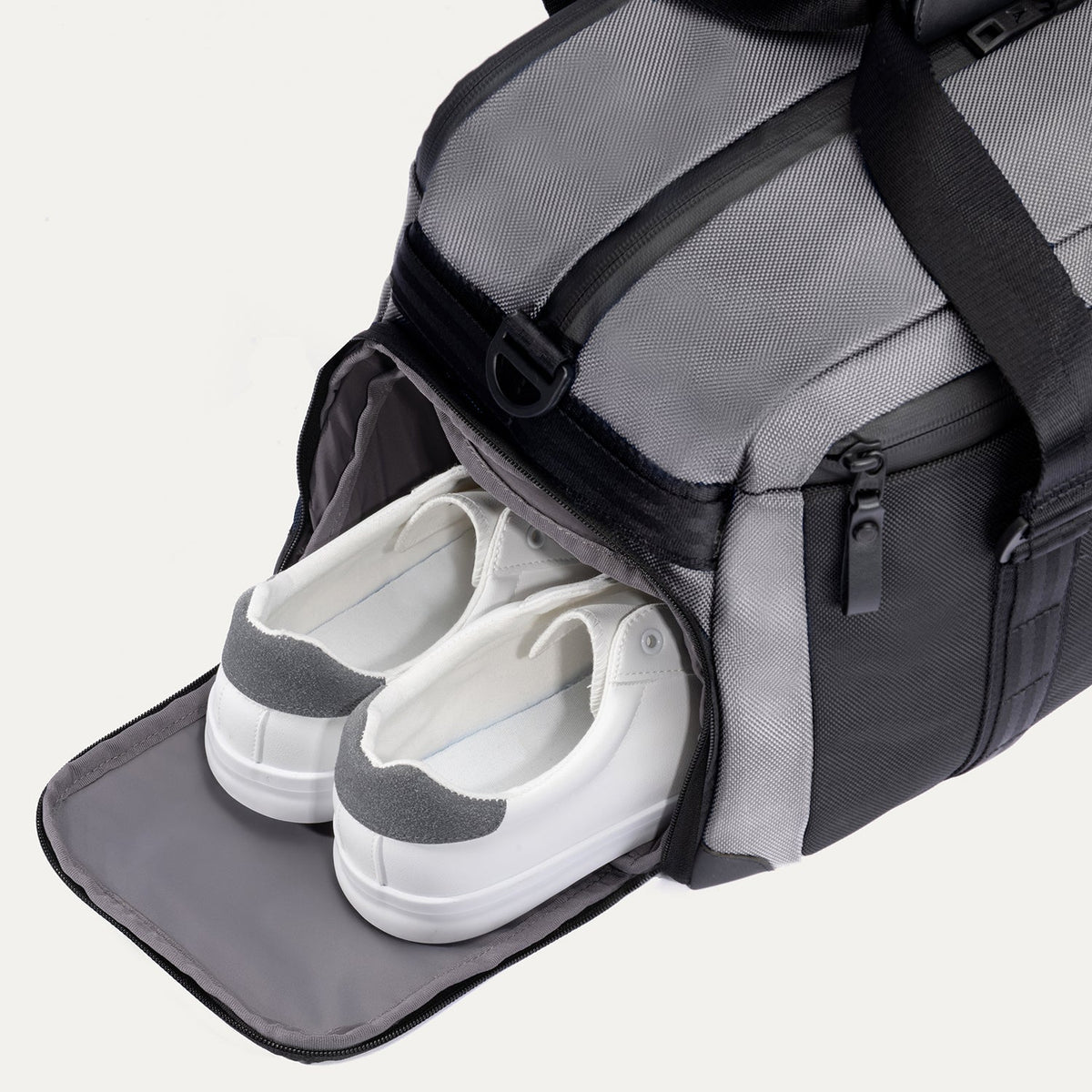 Travelpro Altitude Day-to-Day Duffel - Stellar Grey