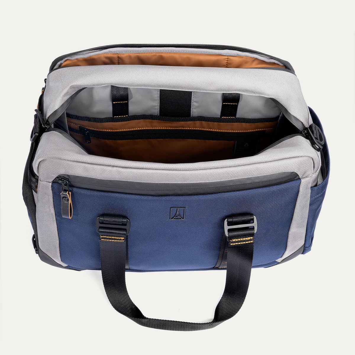 Travelpro Altitude Day-to-Day Duffel - Stellar Grey