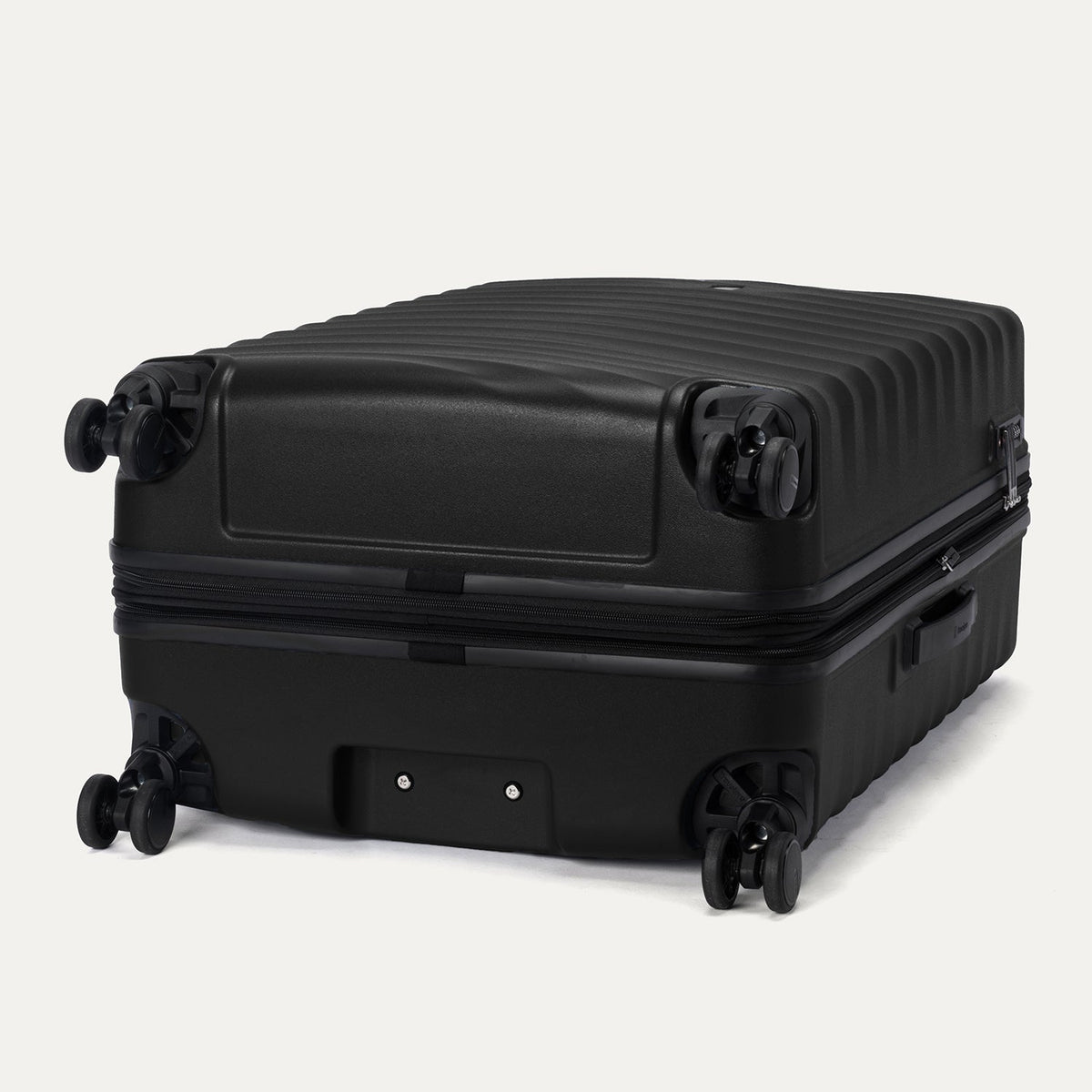 Travelpro Maxlite Air V2 Carry-On / Medium / Large Luggage Set