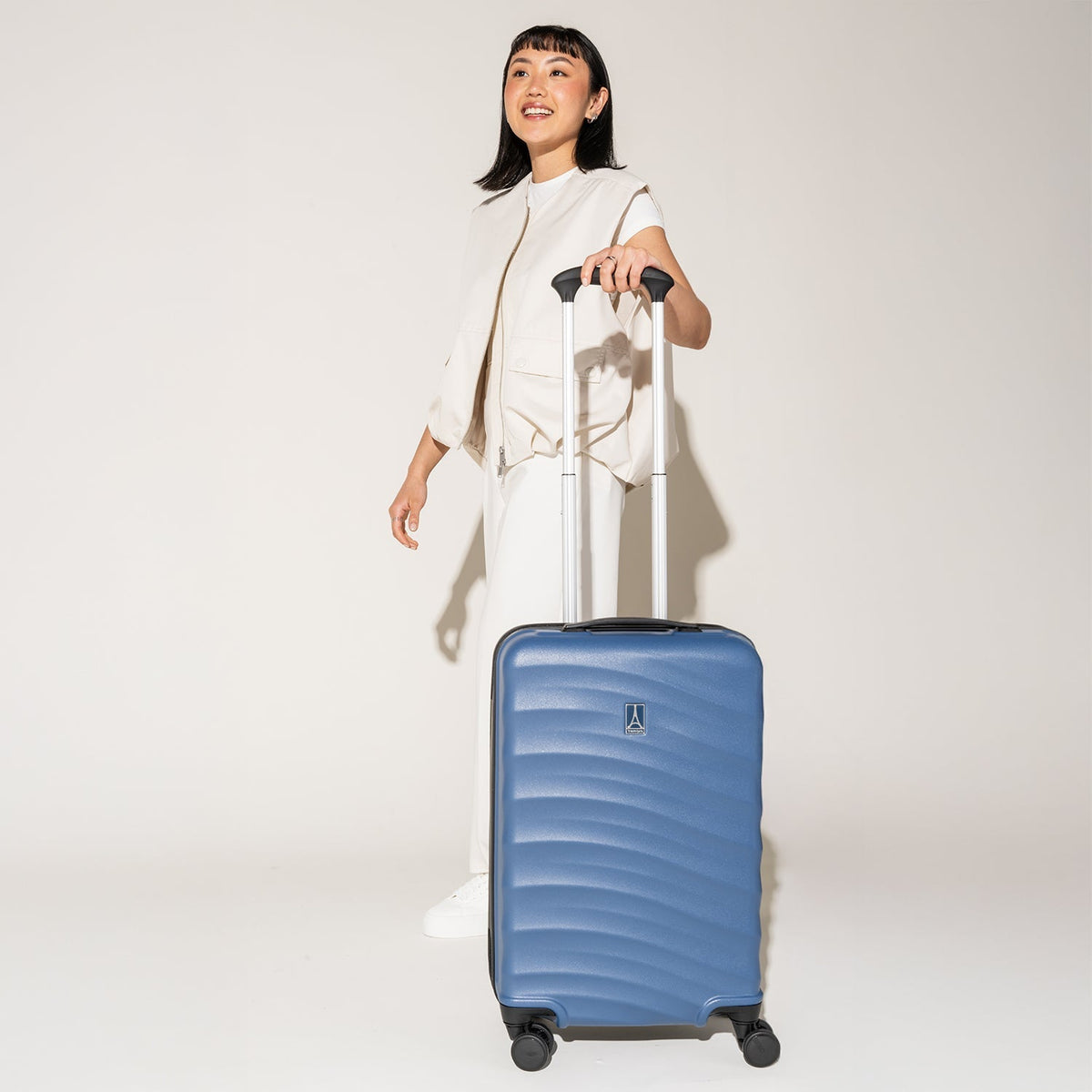 Travelpro Maxlite Air V2 Carry-On / Medium Check-In Luggage Set