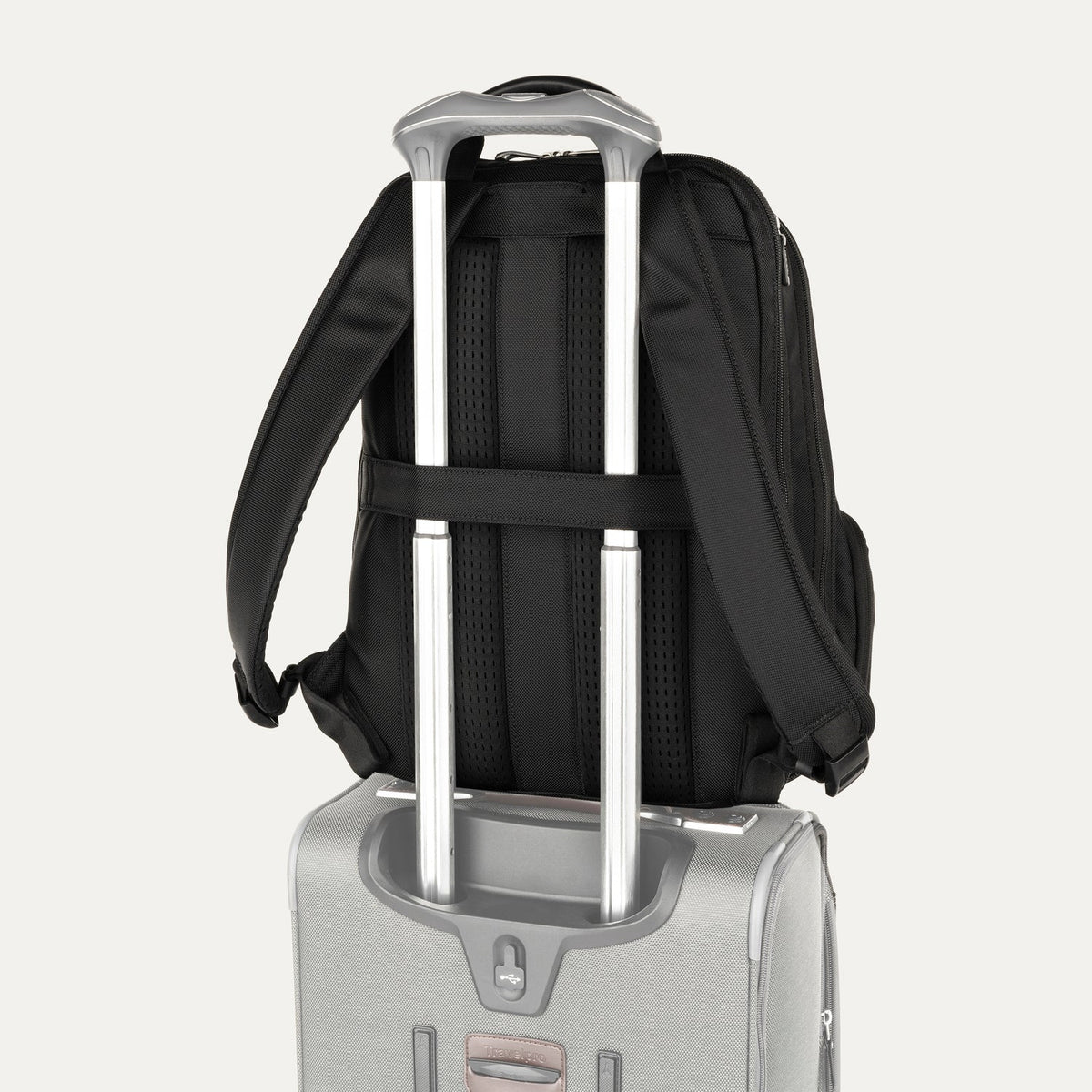 Travelpro Platinum Elite Carry-On Rollaboard / Business Backpack Luggage Set