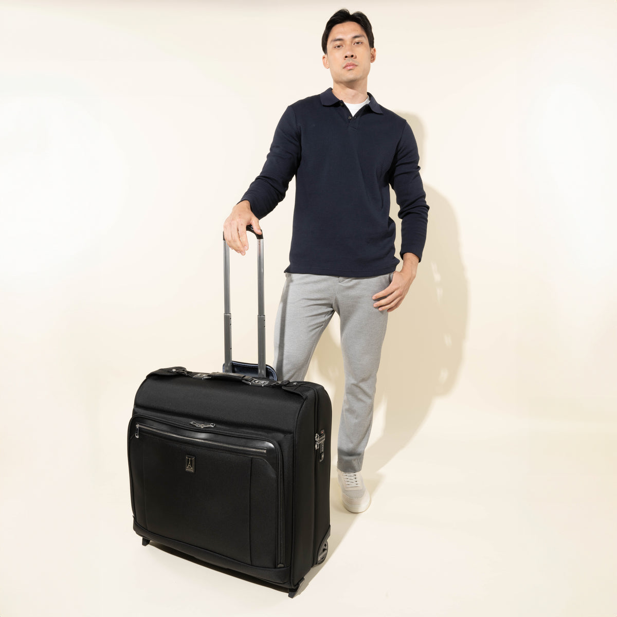 Travelpro Platinum Elite Rolling Garment Bag